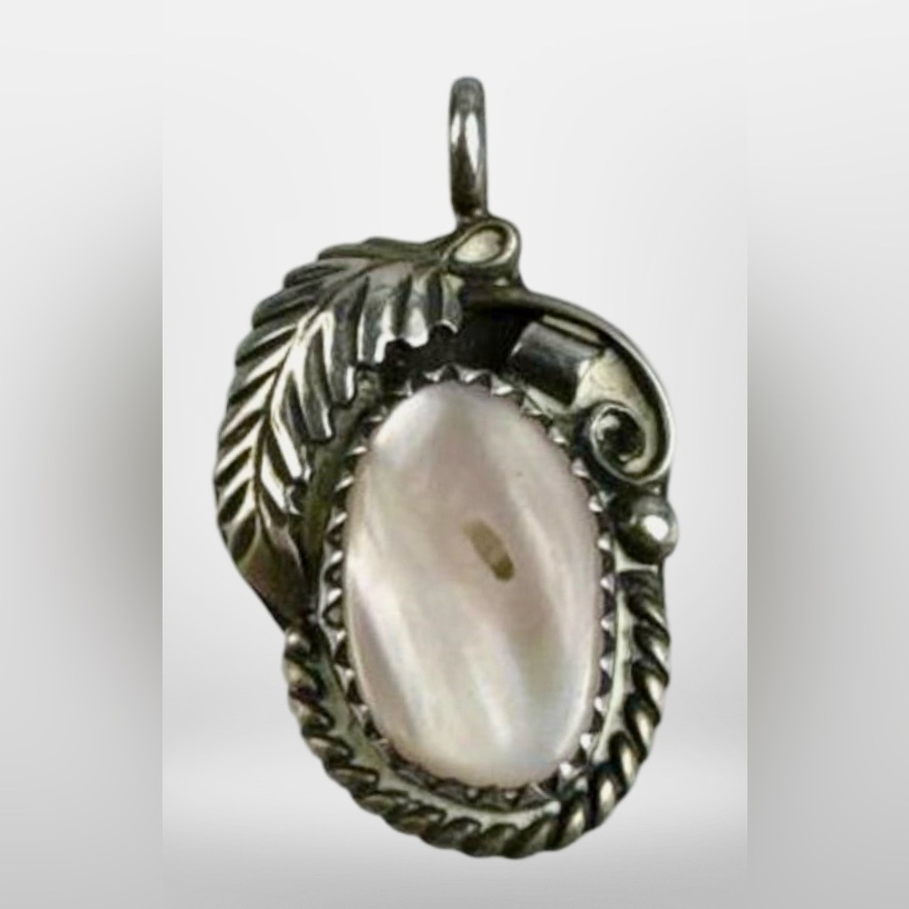 Vintage Navajo Sterling And Mother Of Pearl Pendant